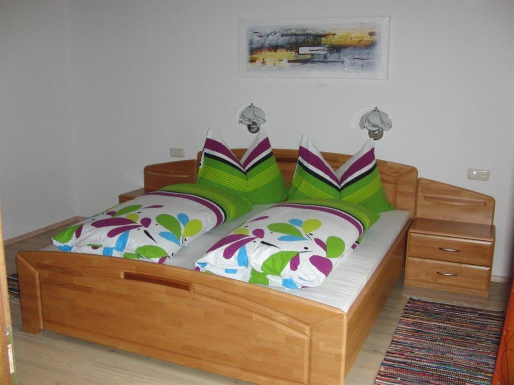 Haus Laerchenhof Villa Holzgau Luaran gambar
